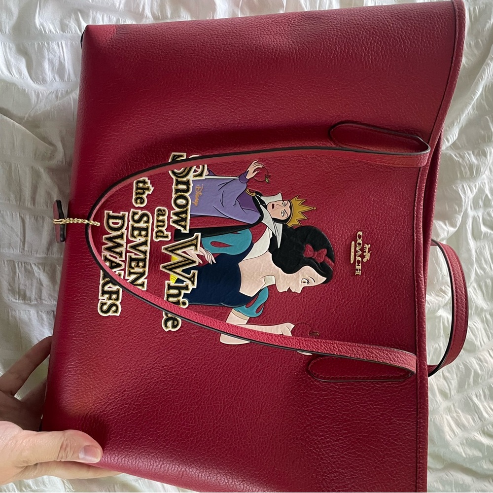 Coach Snow White Red Tote Bag